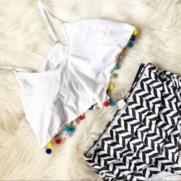 NWT High Waisted Bikini Pom Pom Flounce Top - Picture 5 of 8